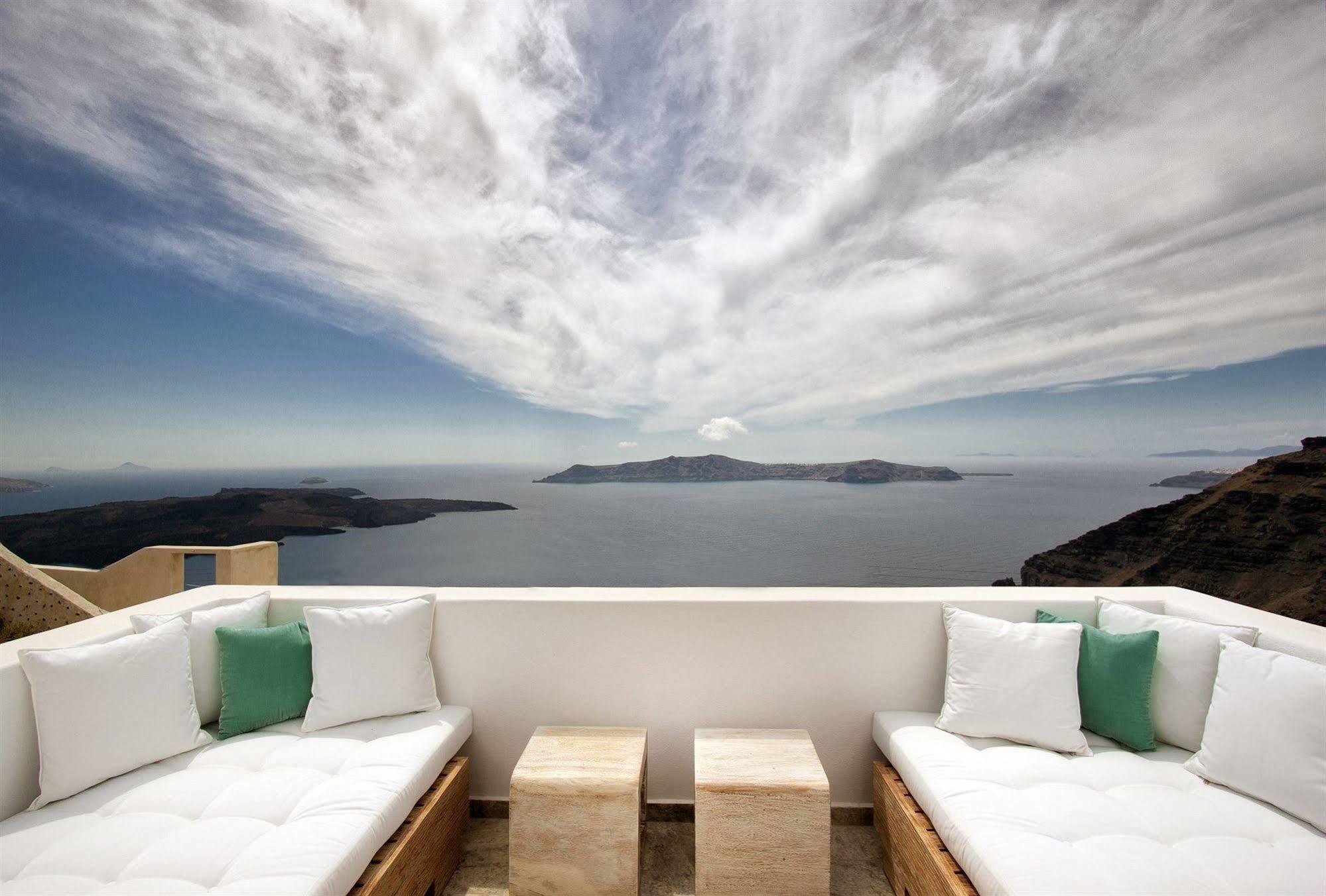 Allure Suites Fira  Eksteriør bilde
