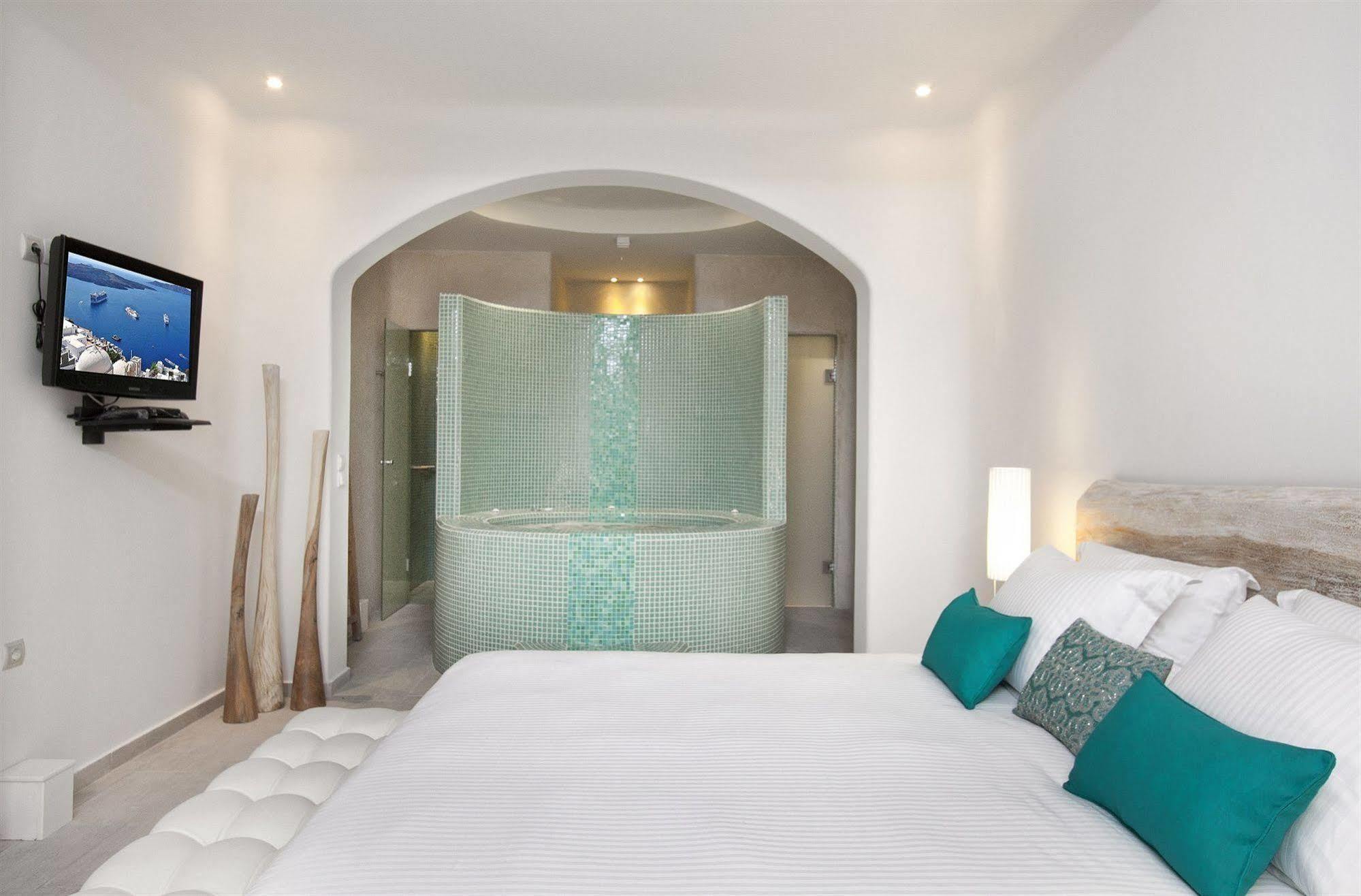 Allure Suites Fira  Eksteriør bilde