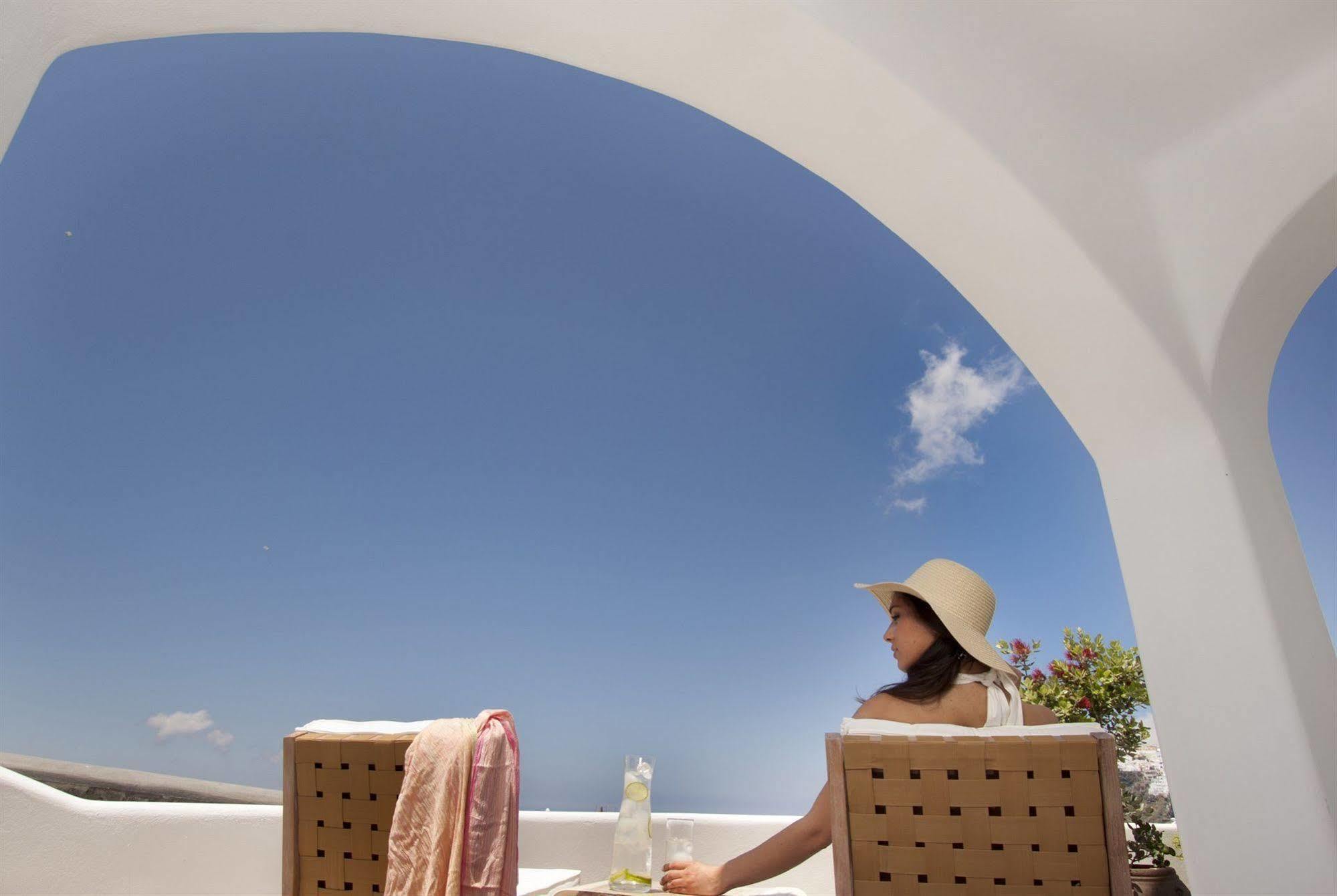 Allure Suites Fira  Eksteriør bilde